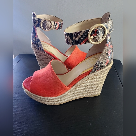 Brand New Never Worn Guess Wedge Sandals - Picture 1 of 6